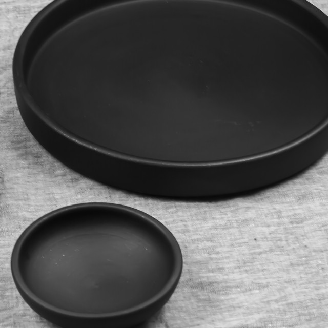 Riis Handmade Black Clay Bowl Qrator