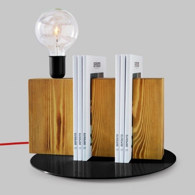 STANDBYME Table Lamp & Bookend Black Qrator