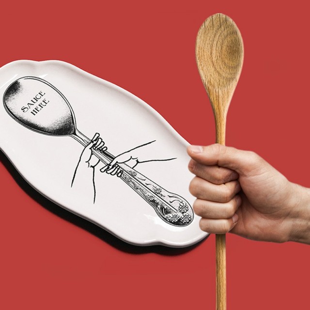 Sauce Here Glazed Ceramic Spoon Dish Qrator