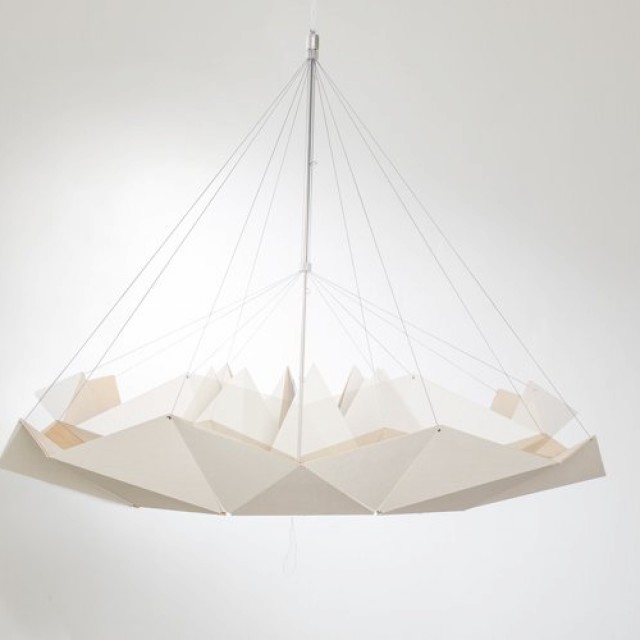 inMOOV Ceiling Lamp | Qrator