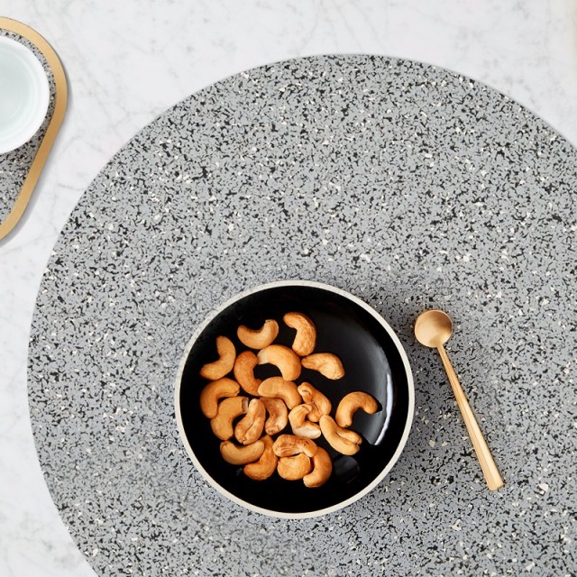 Set of Round Placemats 15” & Oval Rubber Coasters Qrator